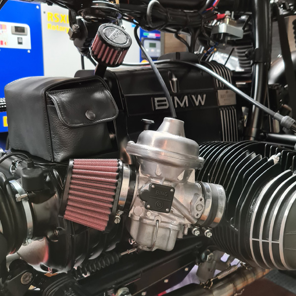 Borsa e supporto in pelle a batteria per la conversione BMW R80 R100 Cafe Racer